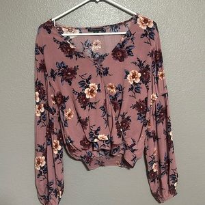 American Eagle 🦅 Brand Size Small Women’s Floral Blouse